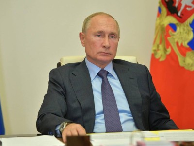 Путин Украинаның Донбасс аймағында «арнайы әскери операция» бастауға рұқсат берді.