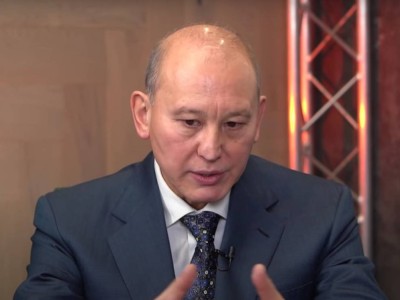 Мұхтар Жәкішев қандай жағдайда билікке баратынын айтты.
