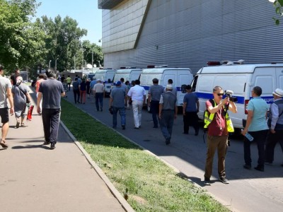 Алматыда митинг өтіп жатыр.