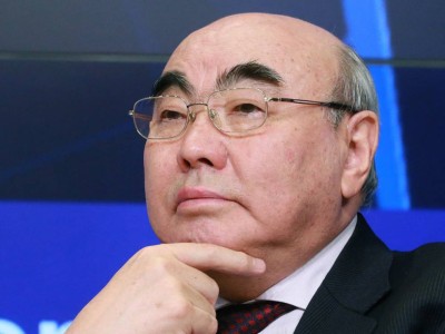 Қырғыздың экс-президенті Асқар Ақаев тергеу алынды.
