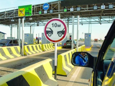 Абай облысында жүргіншілердің ақылы жолға деген берешегі 6 млн теңгеге жуықтаған.