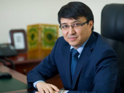 Әлтаев «Нұр Отаннан» шығарылып, депутат мандатынан айырылды.