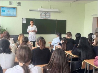 Алматы университетінде қыздардың пәктігіне қатысты дерек тарап кетті.