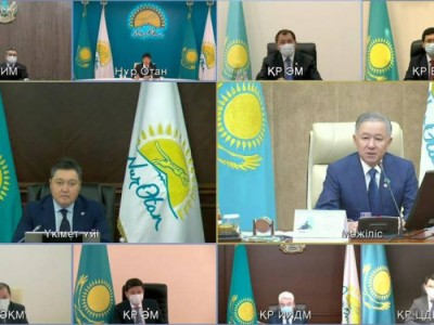 «Нұр Отан» өзінің бағдарламасы жайлы үкіметтен есеп алды.