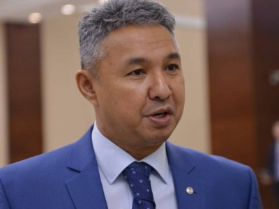 Перуашев жүргізушілердің шағымын тыңдады.