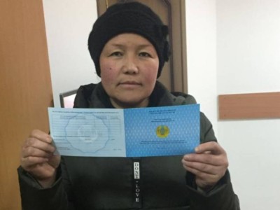 Сайрагүл Сауытбайдың «пана іздеуші тұлға» куәлігінің мерзімін ұзартты.