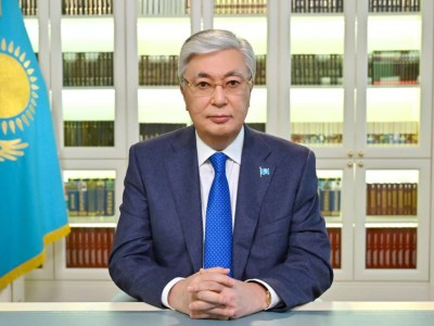 Тоқаев халықты Жаңа жылмен құттықтады.
