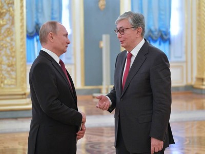 Тоқаев Путиннің шақыртуын қабыл алды.