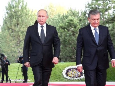 Ресей Өзбекстанды еуразиялық одаққа кіргізу үшін қысым жасап жатыр.