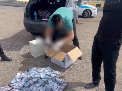 Талдықорғанда білім бөлімінің қызметкерлері миллиардтаған ұрлық ақшамен ұсталды.