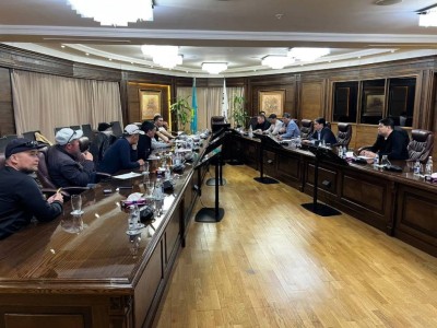 Ереуілге шыққан мұнайшылармен келіссөз жалғасады – ҚазМұнайГаз.