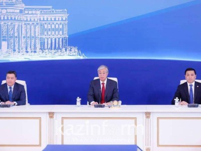 Тоқаев: Сөзіміз бен ісіміздің арасы жер мен көктей.