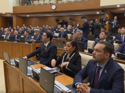 Көппартиялық жүйеден үміт көп.