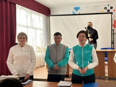 «AMANAT»-тың өкілдері ХҚКО қызметкерлеріне көші-қон мәселесін қалай шешуге ниетті екендіктері туралы баяндады.