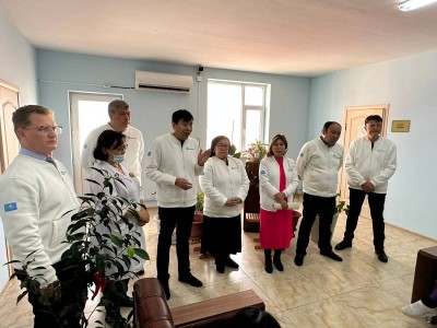 Дәрігерлер «Amanat» партиясының сайлауалды бағдарламасын қолдайды.