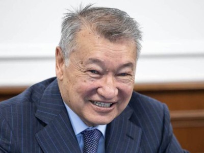 Даниал Ахметовтің Астана қаласында көлікпен жүріп-тұруына 4,8 млн теңге бөлінді.