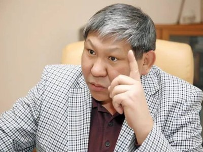 Киногерлер бүгінде ашулы. Іштерінде қара қазандай өкпе наз қала берді ашу ыза бар….