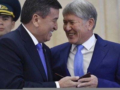 «Қазіргі билік отбасымен басқару жолына түсті».