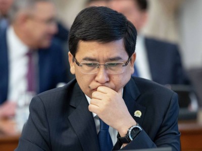 Асхат Аймағамбетов ҚР Оқу-ағарту министрі лауазымынан босатылды.