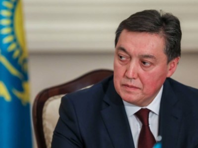Асқар Мамин прьемер-министр болып тағайындалды.