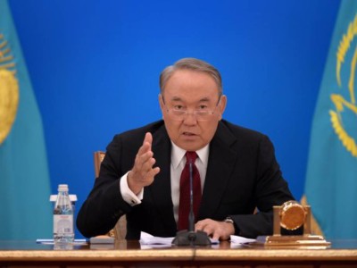 Нұрсұлтан Назарбаев: Бәріміз бірдеңе жасап жүргендейміз, бірақ нақты жұмыс жоқ.