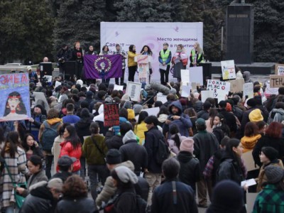 Қазақстанда митинг пен шеру ұйымдастыру жеңілдейді.