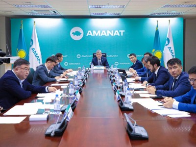 Көлік пен логистиканы дамыту мәселесі «AMANAT» партиясының басты назарында.
