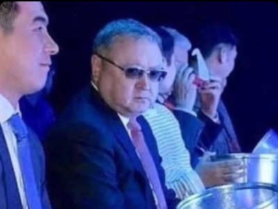 Оразалин жолға жарымаған Ақтөбені шаңға көміп кетті.