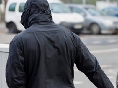 Полиция: Қазақстандықтар әлеуметтік желі арқылы қылмыскерді үйіне шақырады.