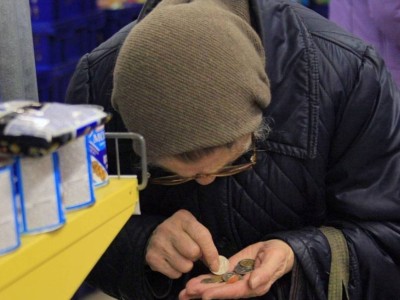 БҰҰ: Әлемде миллиондаған адам қатты аштық пен өлімге душар болады.