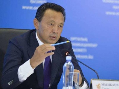 Сауат Мыңбаев: Ескі вагондардың бәрін бірден жаңарту мүмкін емес.