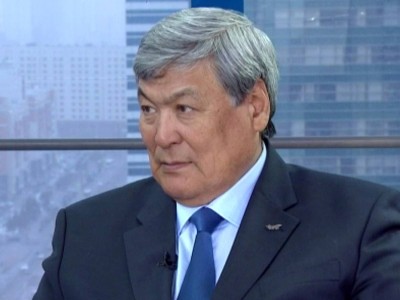 Тоқтар Әубәкіров: Конституция ойыншық болып кетті (видео).
