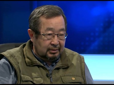 Әзімбай Ғали: Ашаршылықты жаздың, бұрмаладың деп үстімнен прокуратураға арыз бермек болған….