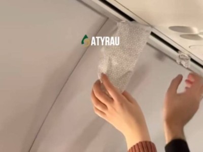 SCAT ұшағының төбесінен су сорғалап кетті.