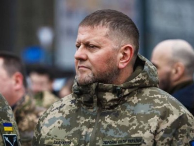 Залужныйдың кабинетінен «жучок» табылды.