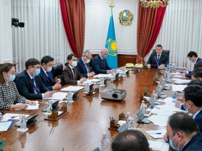 Үкіметте жүк теміржол қызметінің жекелеген саласын демонополизациялау шаралары талқыланды.