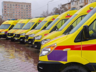 Алматы облысында 35 жаңа жедел жәрдем көлігінің кілті табысталды.
