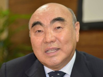 «Қырғыз халқының үмітін ақтамадым»: Ақаев кешірім сұрады.