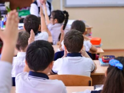 Қазақстандық оқушыларға қауіпті заттар ұстауға тыйым салынды.