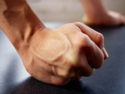 ШҚО-да шенеуніктер кабинетте жұдырықтасып жүр.