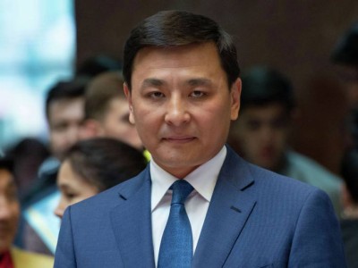 Көлгінов: Босаңсып кетсек қатаң режимдегі карантинге қайтып оралуымыз мүмкін.