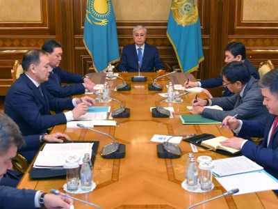 Тоқаев пандемияға байланысты мемлекеттік орган басшыларымен кеңес өткізді.
