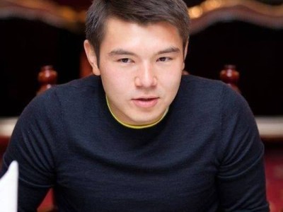 Айсұлтан Назарбаев Қазақстан халқынан миллиардтаған ақша ұрланғанын айтты.