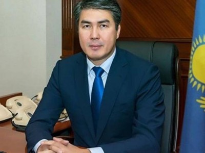 Ә. Исекешев президенттің көмекшісі және Қауіпсіздік Кеңесінің Хатшысы болып тағайындалды.