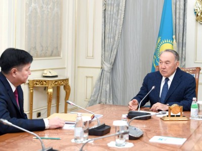 Назарбаев жоғарғы сот төрағасын қабылдады.