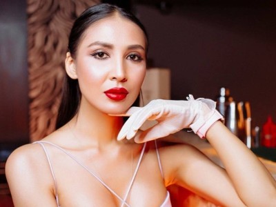 Динагүл Тасова Петропавлда өткен сән көрсетілімінде тағы да ашық киімімен шықты.