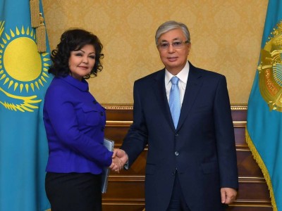 Президент Ұлттық қоғамдық сенім кеңесі мүшелерімен кездесті.