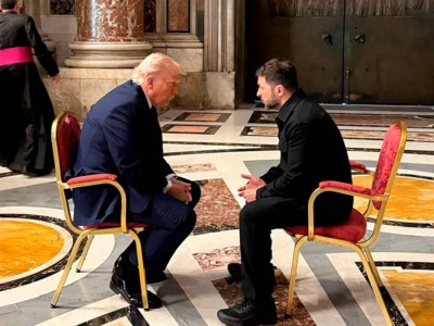 Трамп Зеленскийге әскери көмекті тоқтатуға бұйрық бермегенін айтқан – WSJ.