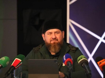 Шешенстан балаларды да соғыстың пропагандасы ретінде пайдаланып отыр (ВИДЕО)