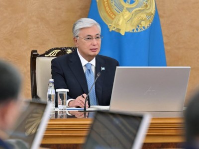 Заң жасанды интеллектіні дамытуға бөгет болмауға тиіс – Президент